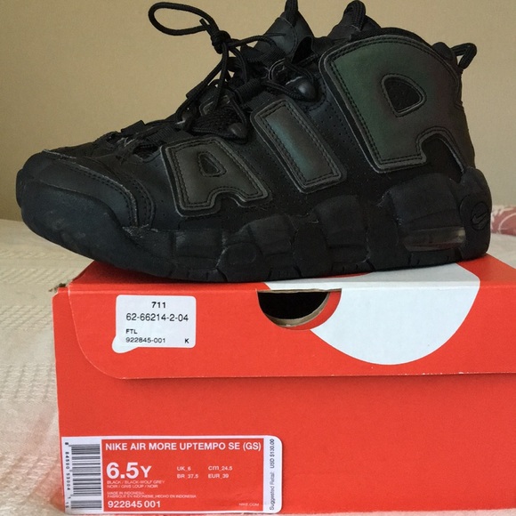 Nike Other - Nike Airmore Uptempo SE (gs) Reflective